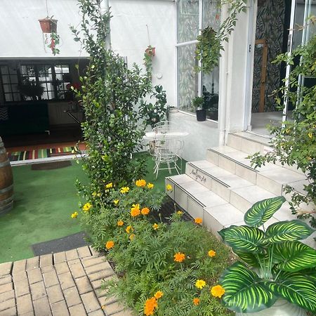 Muco Guest House Йоханнесбург Экстерьер фото