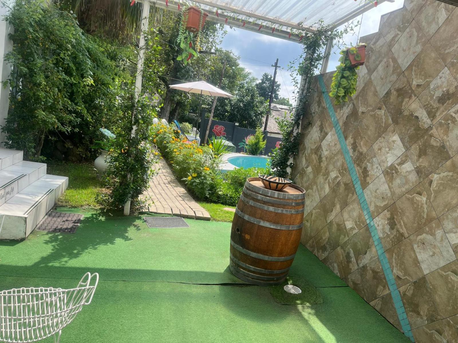 Muco Guest House Йоханнесбург Экстерьер фото